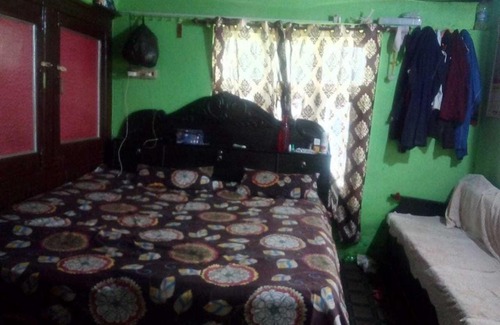 Jammu Apartamento | POP HOME 92568 Deep Homestay