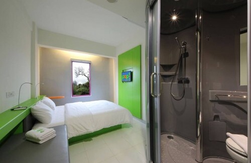 Serpong Hotel | POP! Hotel BSD City Tangerang