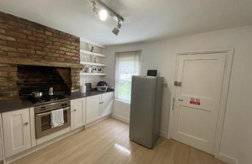 Farnborough and Crofton Casa | Poplar Cottage Farnborough Kent