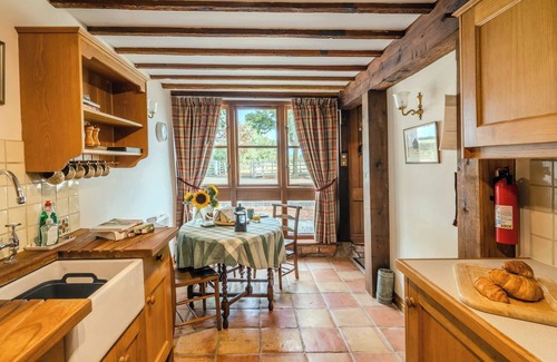 Mangotsfield Casa | Poplar Cottage - Historic Barn in Dumbleton