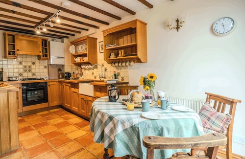 Mangotsfield Casa | Poplar Cottage - Historic Barn in Dumbleton