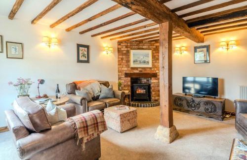 Dumbleton Casa | Poplar Cottage - Historic Barn in Dumbleton