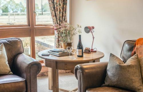 Dumbleton Casa | Poplar Cottage - Historic Barn in Dumbleton