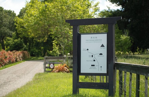 Masterton District Cabaña | Poplar Cottage - warm and private, nature haven