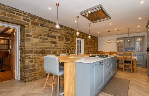 Farsley Casa | Poplar Farm Retreat - Functions and Events Welcome | Pass The Keys