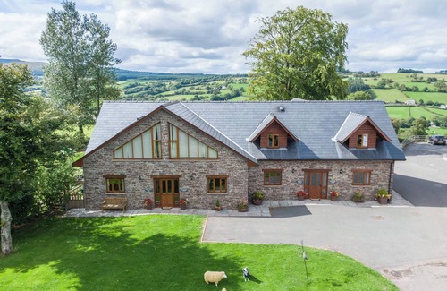 Brecon Casa | Poplar Tree Eco Lodge