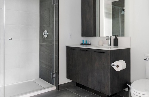 Southwest Apartamento | PoplarHouse 2BD 3 - Two Bedroom Apartment, Sleeps 4