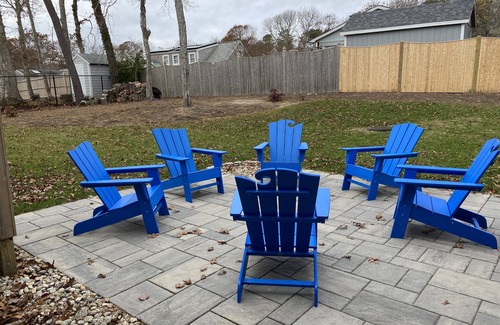 Popponesset Casa | Popponesset modern beach house 6 minute walk to private beach (plenty of beds)!