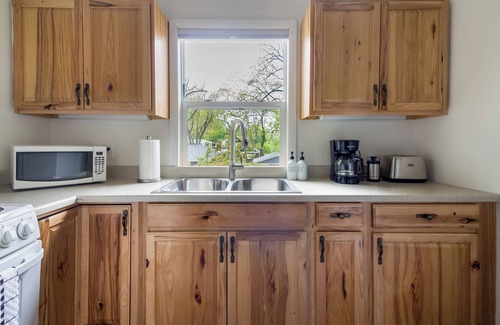 Douglas Apartamento | Poppy Cottage Bright 1BR Apartment in Douglas