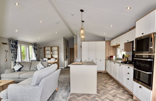 Ryde Casa | Poppy E6