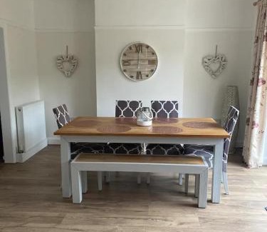 Hoylake Apartamento | Poppy's Coastal Retreat