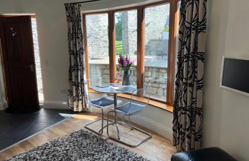 Middleham Casa | Poppy's Footprint