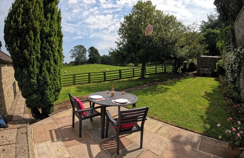 Middleham Cabaña | POPPY'S FOOTPRINT, romantic, with a garden in Middleham
