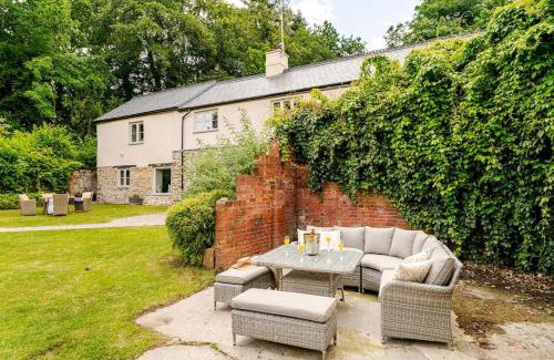Newton Saint Cyres Casa | Poppys Cottage