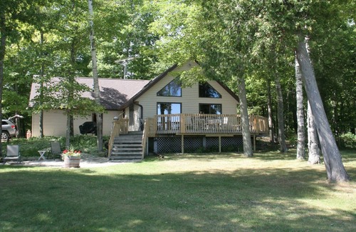 Washington Island Casa | Popular Figenscaus Bay House With Private Dock