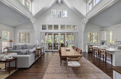 Palmetto Bluff Casa | Popular West Wilson Retreat - 2 Masters on the first floor