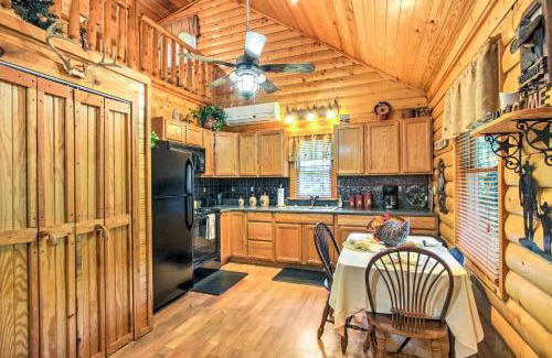 Cosby Casa | Porch and Fire Pit Rustic Log Cabin in Smokies!