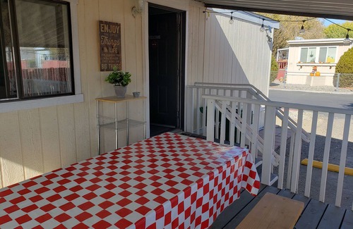 Fernley Casa | Porch house
