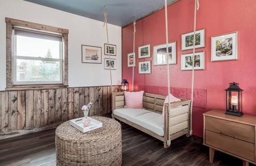 Prescott Apartamento | Porch Swing Charm | Relax & Unwind + Free Parking