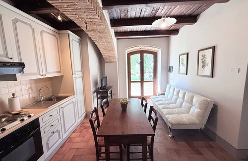 Poreta Otro | PORETA BIOFARM/SPOLETO 5 KMS/SHOPS, BARS ETC 1 KM/WIFI/CHEF AVAILABLE/ROME 1 HR