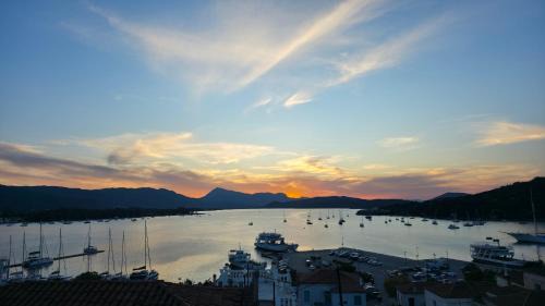 Poros Apartamento | Poros sunset house