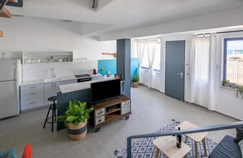 Haifa Apartamento | PORT CITY HAIFA - BAT GALIM oceanfront luxury - MAMAD