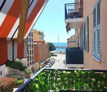 Quartier du Port Apartamento | Port de Nice-charmant appartement bucolique ! vue port