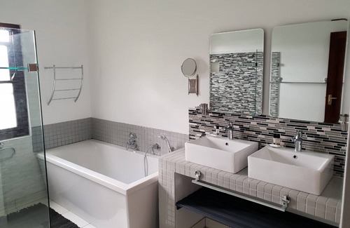 Eastcliff Casa | Port Del Mar Luxury Guesthouse
