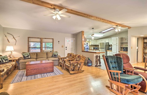 Port Jervis Casa | Port Jervis Home ~ 8 Acres w/ Mountain View!
