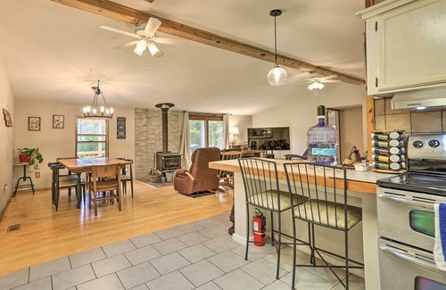 Port Jervis Casa | Port Jervis Home ~ 8 Acres w/ Mountain View!
