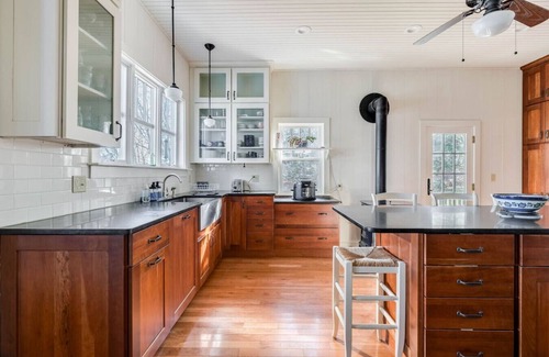 Northport Casa | Port Lucy - Family Home w/Direct Access to Bay!