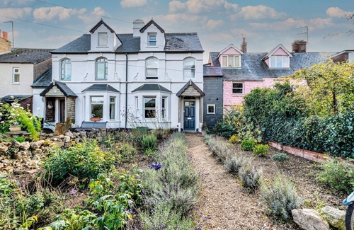 Wolvercote Casa | Spacious, elegant and spotlessly clean Oxford House