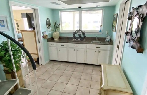 Isle of Palms Condominio | Port O' Call C302 - Island Retreat! Oceanview!