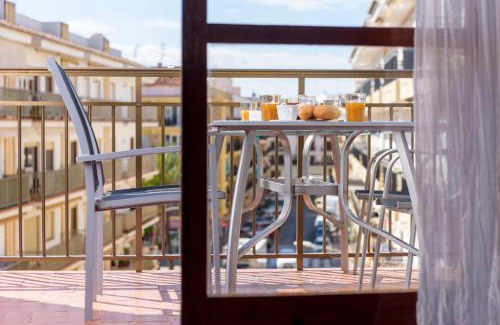 Aduanas Apartamento | Port Perfection: Your Dream Apartment by the Beach