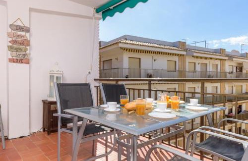 Aduanas Apartamento | Port Perfection: Your Dream Apartment by the Beach