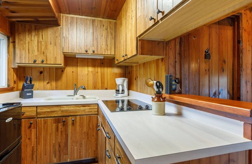 Port Sanilac Cabina | Port Sanilac Log Cabin - ¡Increíblemente lindo!