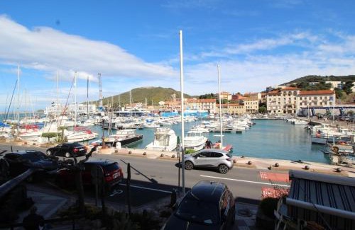 Port-Vendres Apartamento | Port-Vendres: T2 4 pers ascenseur, loggia ensoleillée, près des commerces - FR-1-309-188