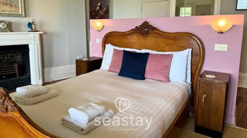 Ramsgate Casa | Port View Elegance & Splendour, Seaview & Parking