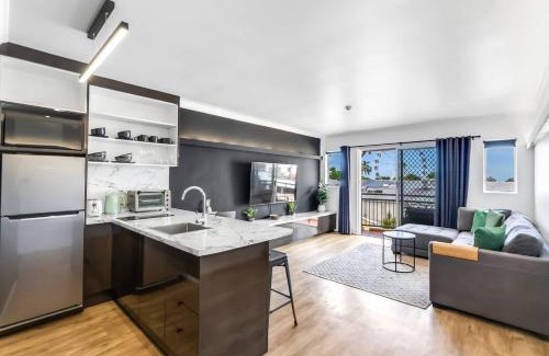 Cairns Central Business District Apartamento | Porta Bella - Euro Elegance meets Modern Flair