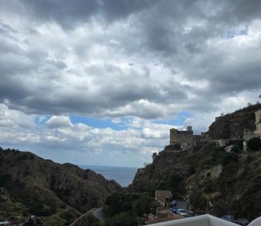 Savoca Apartamento | Porta di Savoca