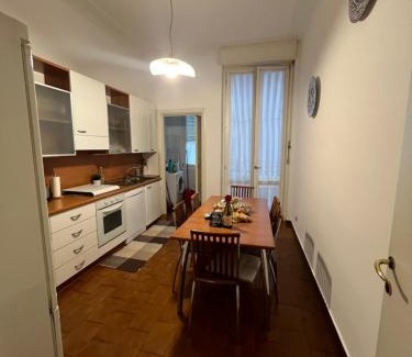 Porta Venezia Apartamento | Porta Venezia Apartament