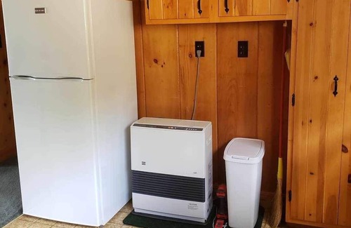 Portage Lake Cabaña | Portage Lakefront Cottage