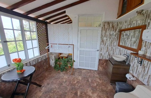 Alegrias Casa | Portal La Mariana