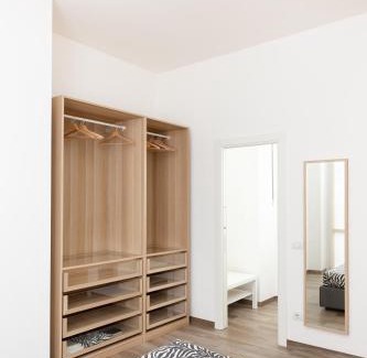 Guastalla Apartamento | PortaRomana Tres Chic