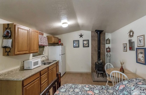 Glendale Cabaña | Porter Place at Serenity Hills Zion