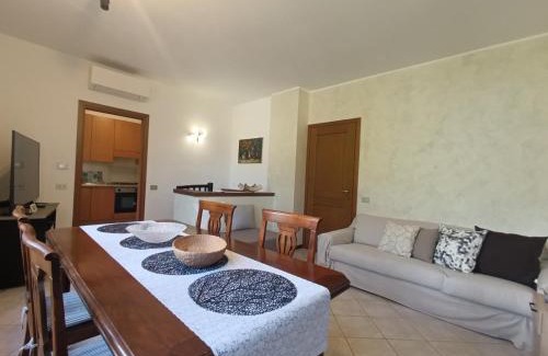 Limonta Apartamento | Portico sul lago