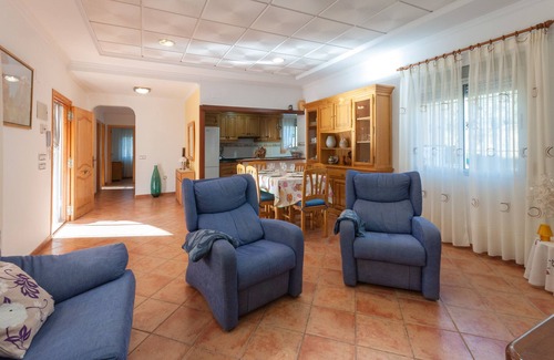 Barig Villa | PORTILET - Estupenda villa con piscina privada situada entre montañas.