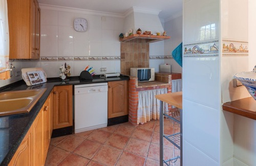 Barig Villa | PORTILET - Estupenda villa con piscina privada situada entre montañas.