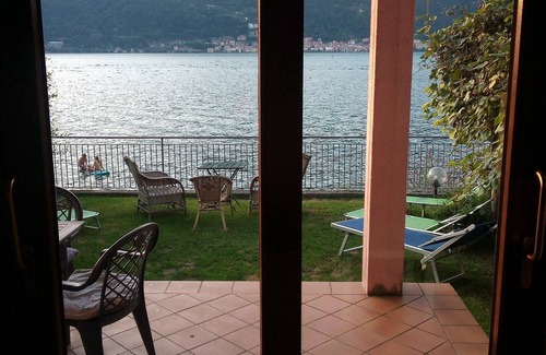 Lezzeno Casa | Porción de villa directamente en el lago