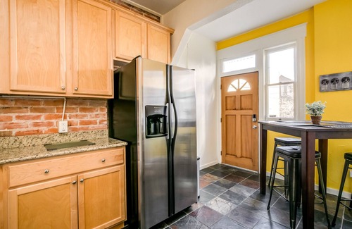 Newlands Apartamento | Portland Place 1- 5min walk→PearlSt | 1000mbps | 55"TV | King | W/D